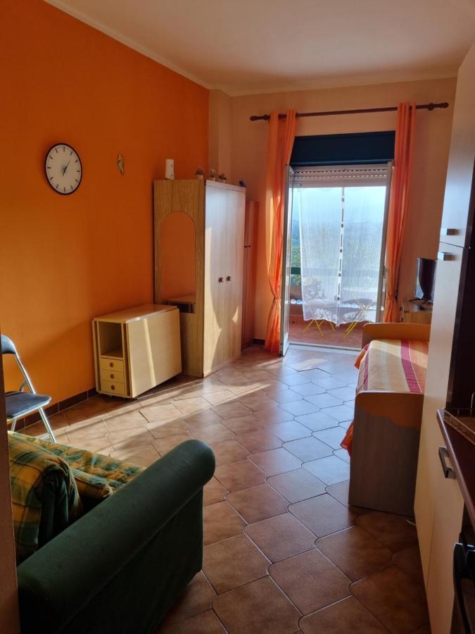 Appartamento Les Roches Noires Giardini Naxos Exteriér fotografie